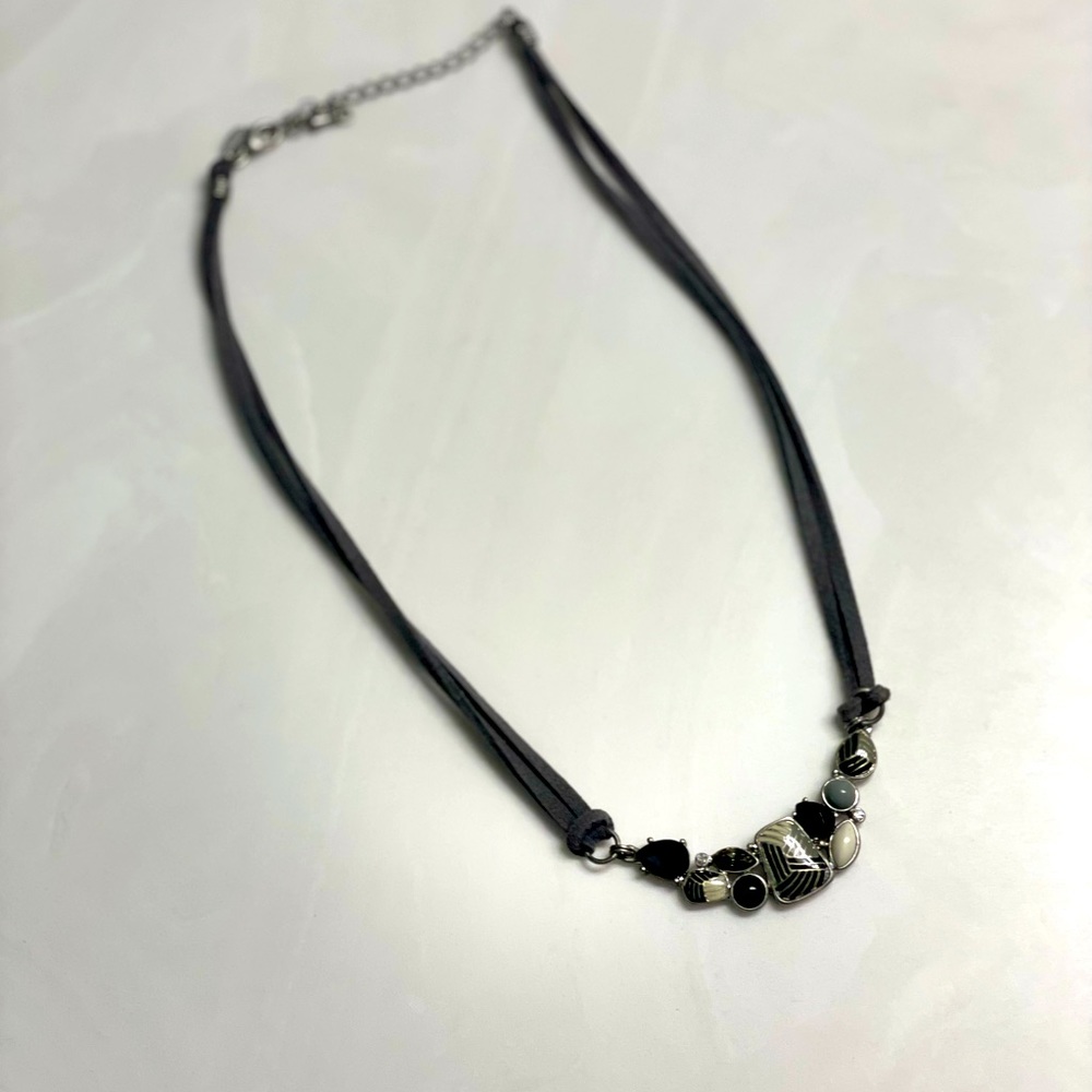 Lia Sophia black and grey necklace